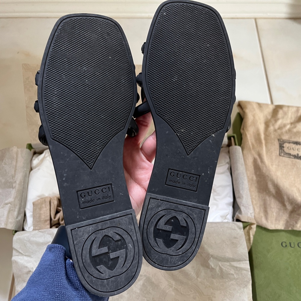 Gucci Black Logo Sandals - Picture 3 of 4